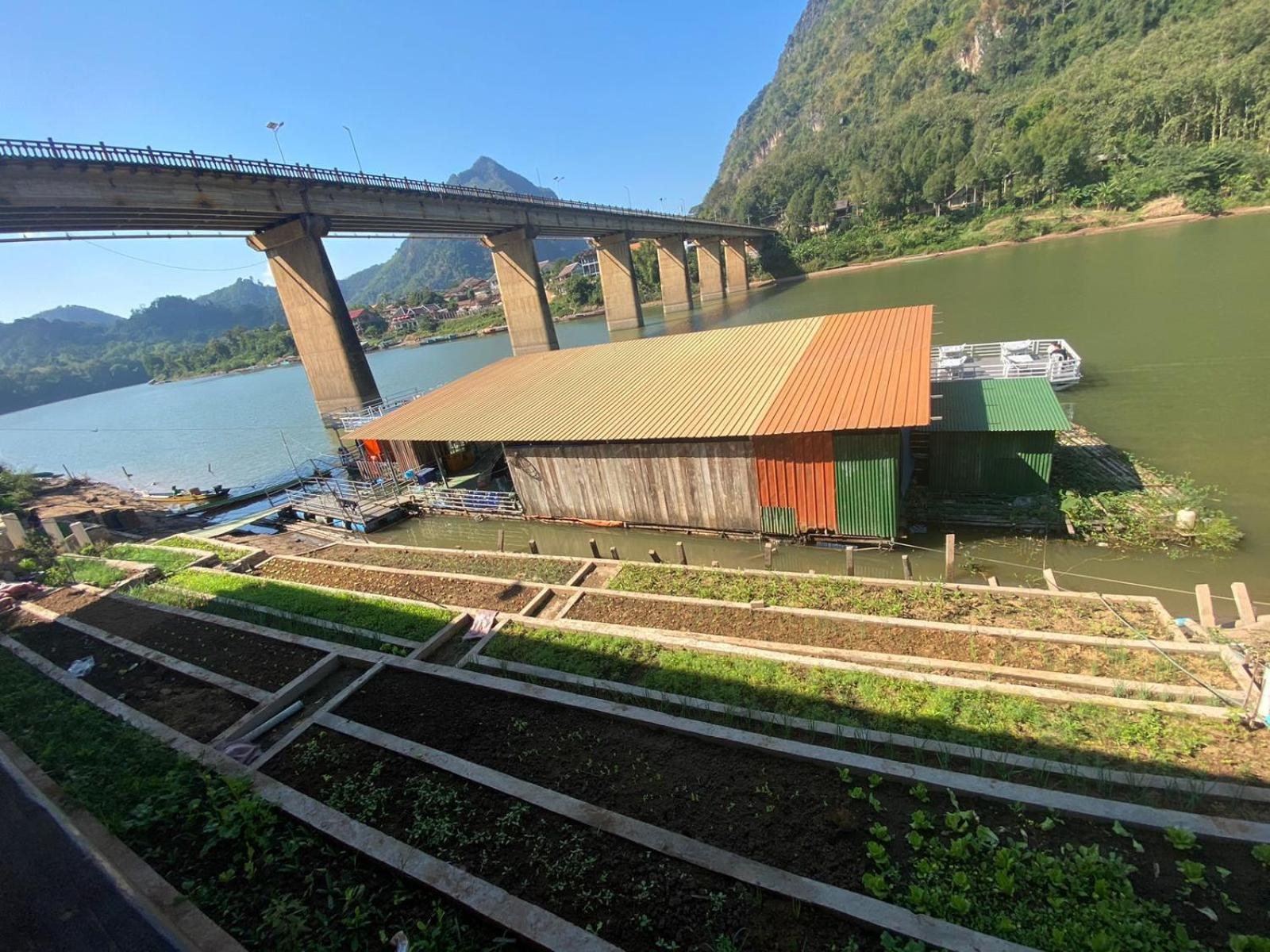 Cam U View Bungalow Hotel Nong Khiaw Exterior photo