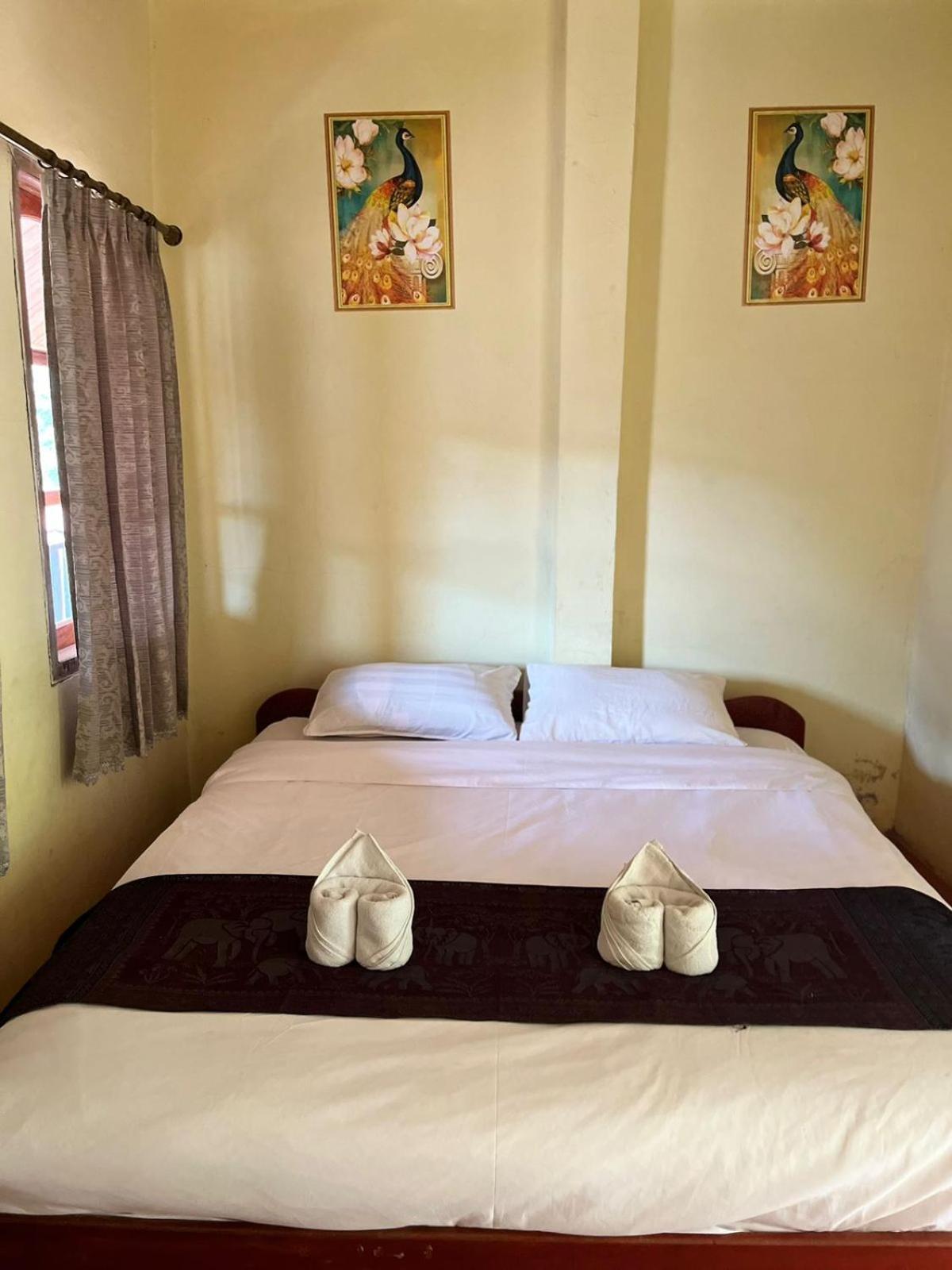 Cam U View Bungalow Hotel Nong Khiaw Exterior photo