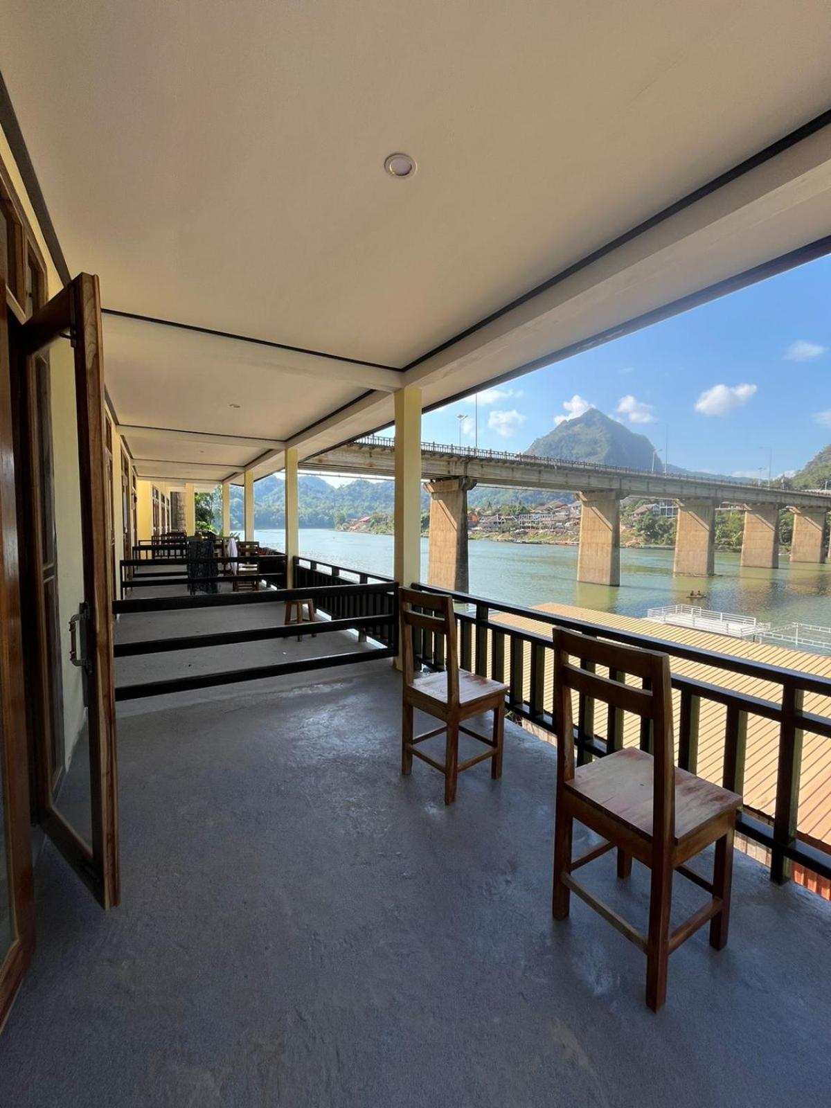 Cam U View Bungalow Hotel Nong Khiaw Exterior photo